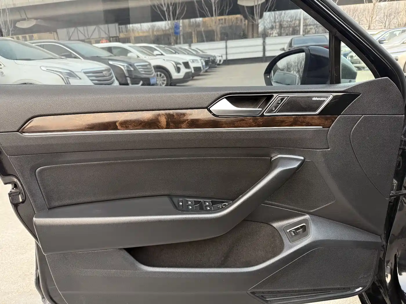 Volkswagen Magotan 2017 330TSI DSG Leading фото 10