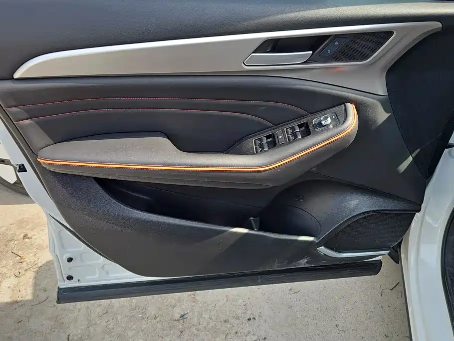 Фото 7 - Haval F7