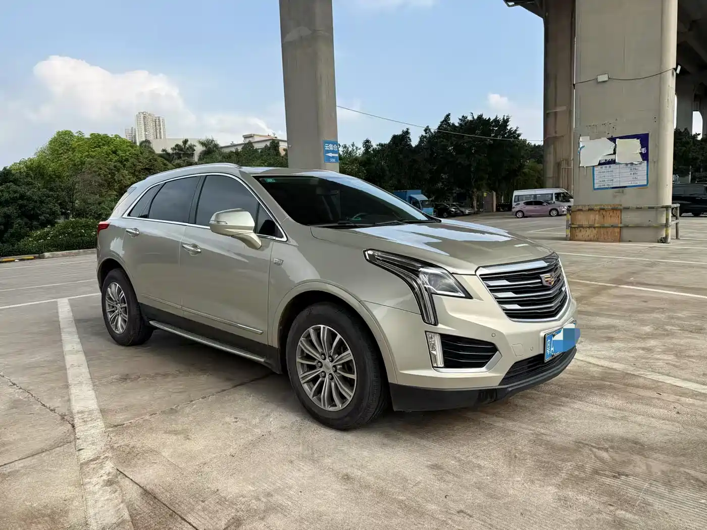 Cadillac XT5 2016 28T AWD Luxury Model фото 3