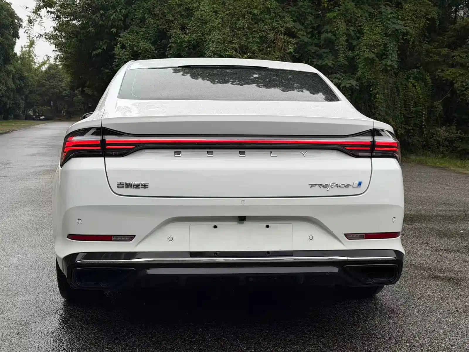 Фото 5 - Geely Preface