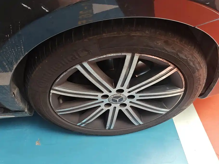 MERCEDES-BENZ V CLASS