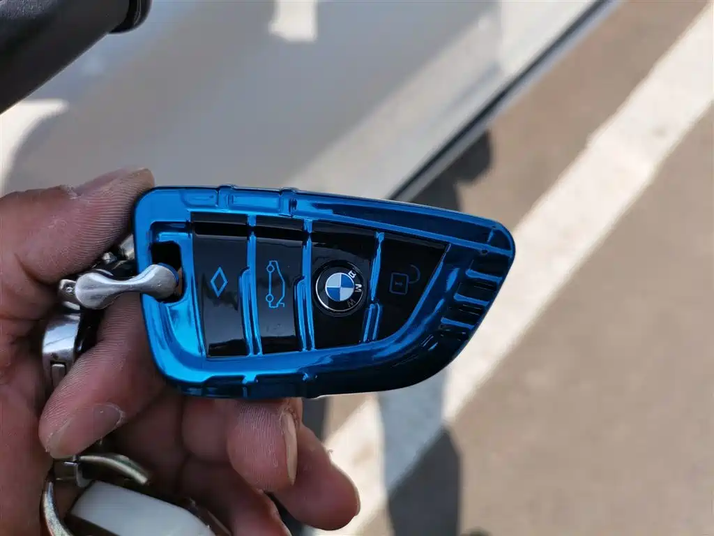 BMW X1 2018 sDrive18Li Premium Model фото 9