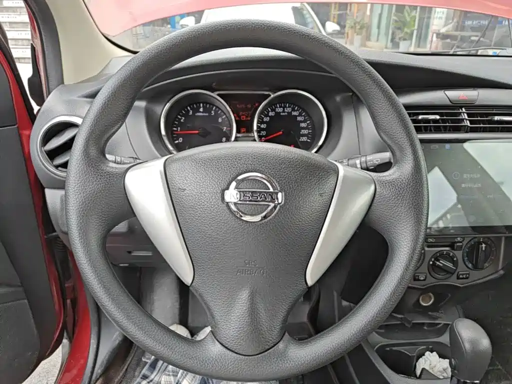 Nissan Livina 2015 2015 Jingrui 1.6XV CVT Cool Edition