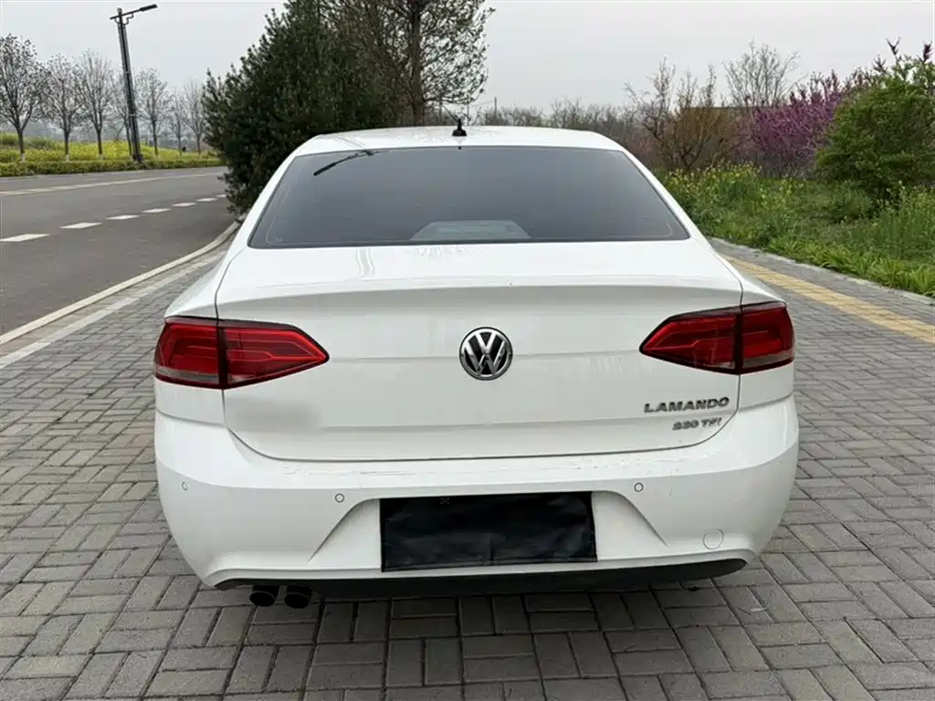 Volkswagen Lamando 2018 230TSI DSG Trend Edition фото 23