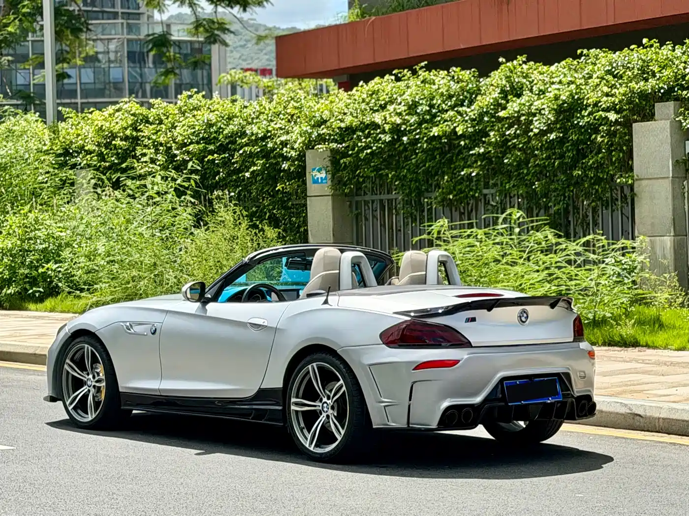 BMW Z4 2013 2010 sDrive30i Leading Model
