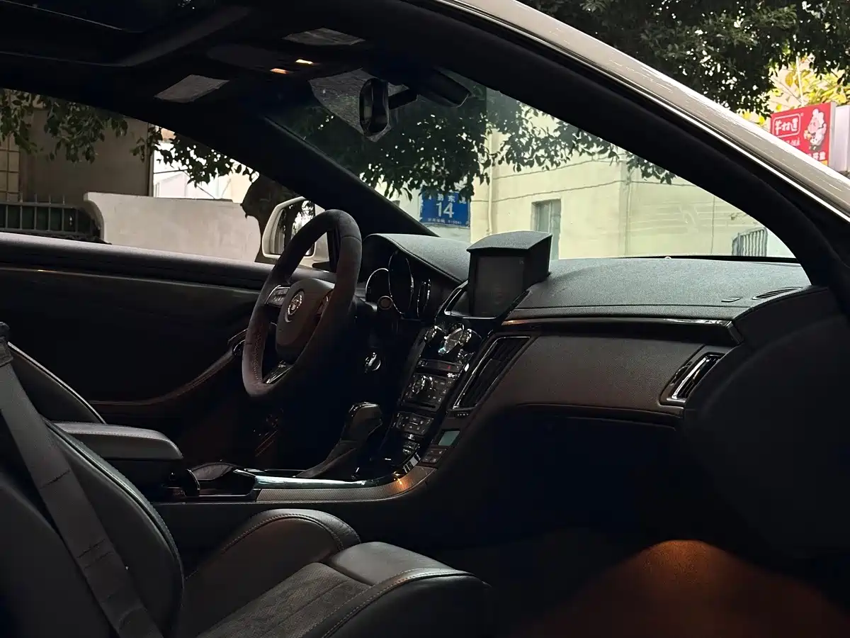 Cadillac CTS (Import) 2013 2012 6.2L CTS-V COUPE