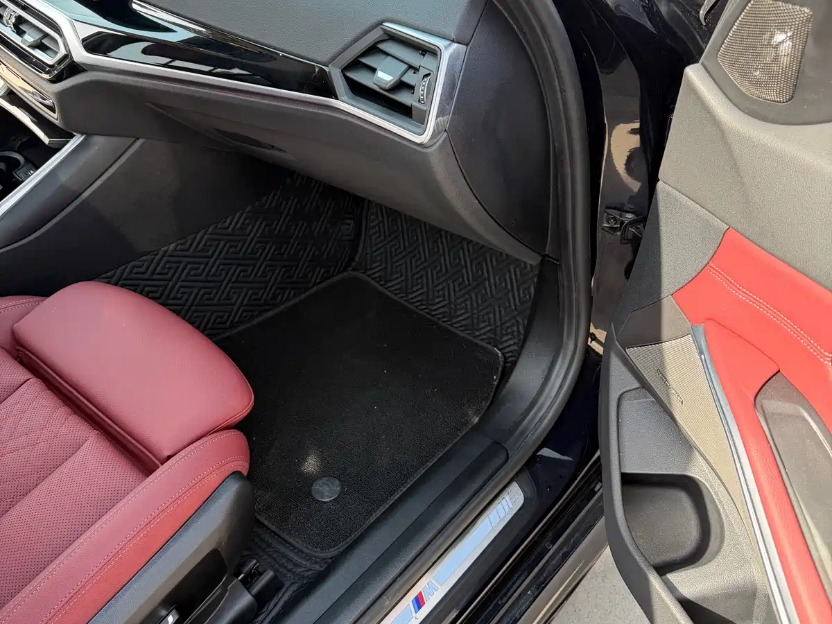 BMW 3 Series 2024 325Li M Sport Shadowline Package фото 18