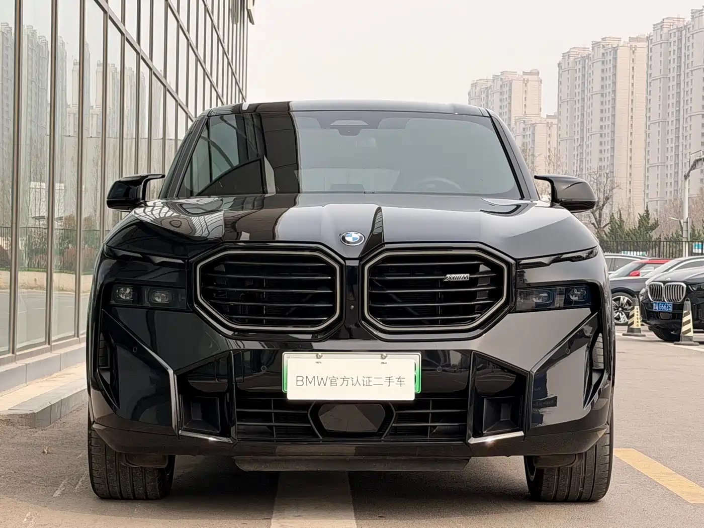BMW XM 2023 50e фото 5