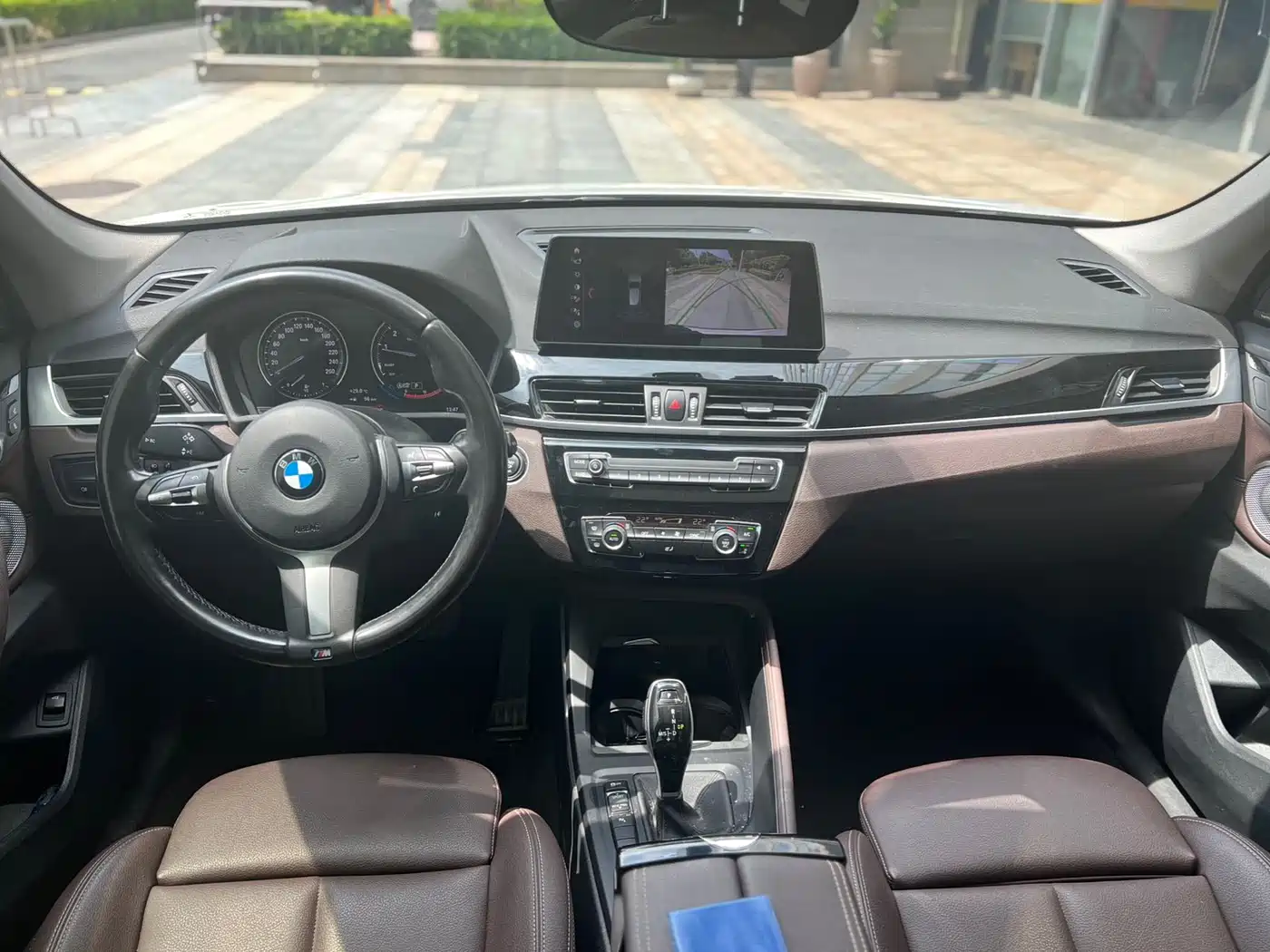 BMW X1 2022 sDrive25Li Leading фото 7