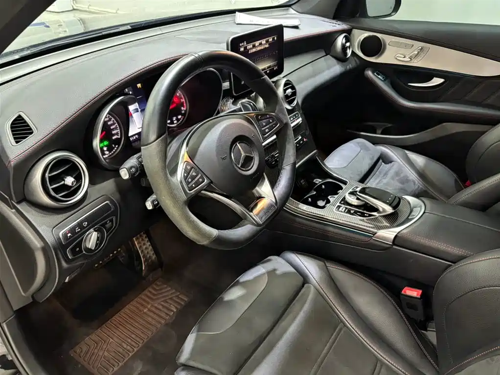 Mercedes-Benz GLC AMG 2017 AMG GLC 43 4MATIC фото 13