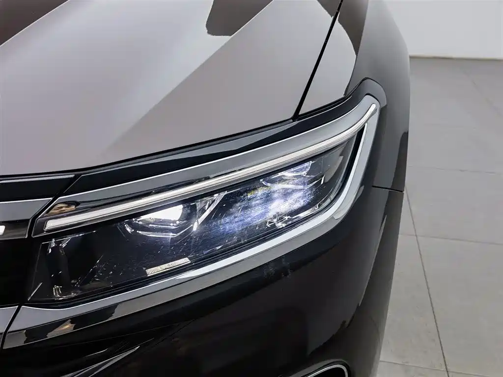 Volkswagen Talagon 2021 380TSI 4WD Luxury Premium Edition Pro фото 7