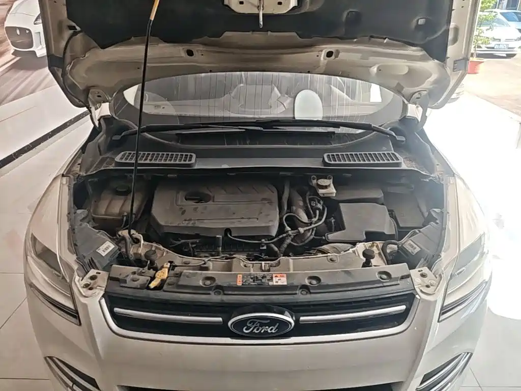 Фото 20 - Ford Kuga