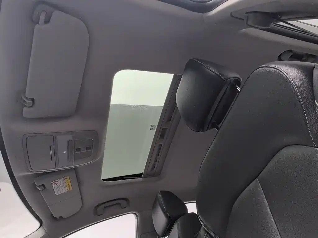 Roewe i6 2019 2018 20T Automatic Flagship Edition