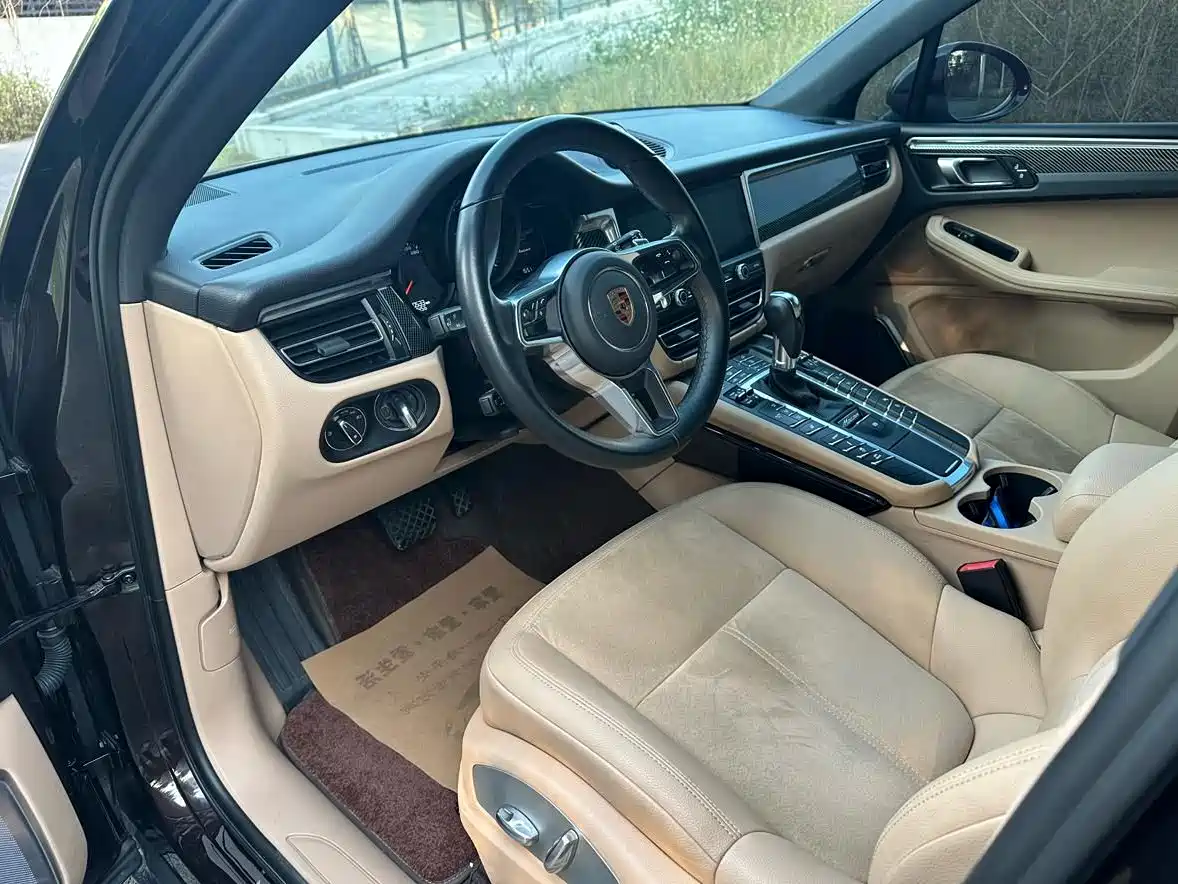 Porsche Macan 2021 Macan 2.0T фото 4