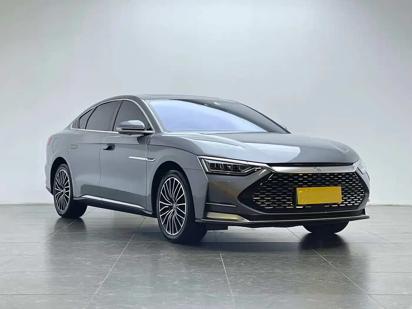 BYD Han 2020 DM AWD Performance Luxury Edition фото 3