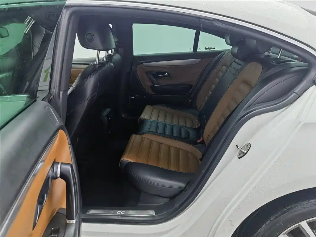Volkswagen FAW-Volkswagen CC 2013 2.0TSI Ultimate фото 15