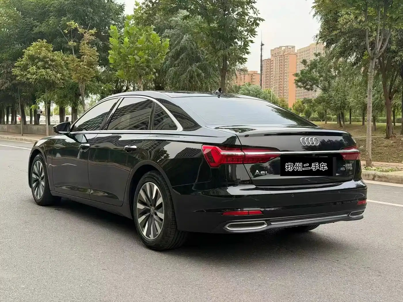 Фото 21 - Audi A6L