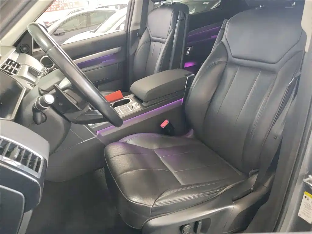 Land Rover Discovery 2020 2.0T SE фото 12
