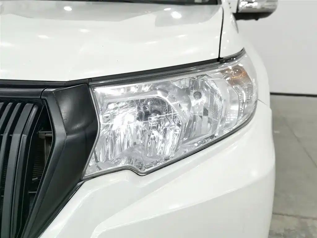 Toyota Prado 2018 3.5L Auto SX фото 7