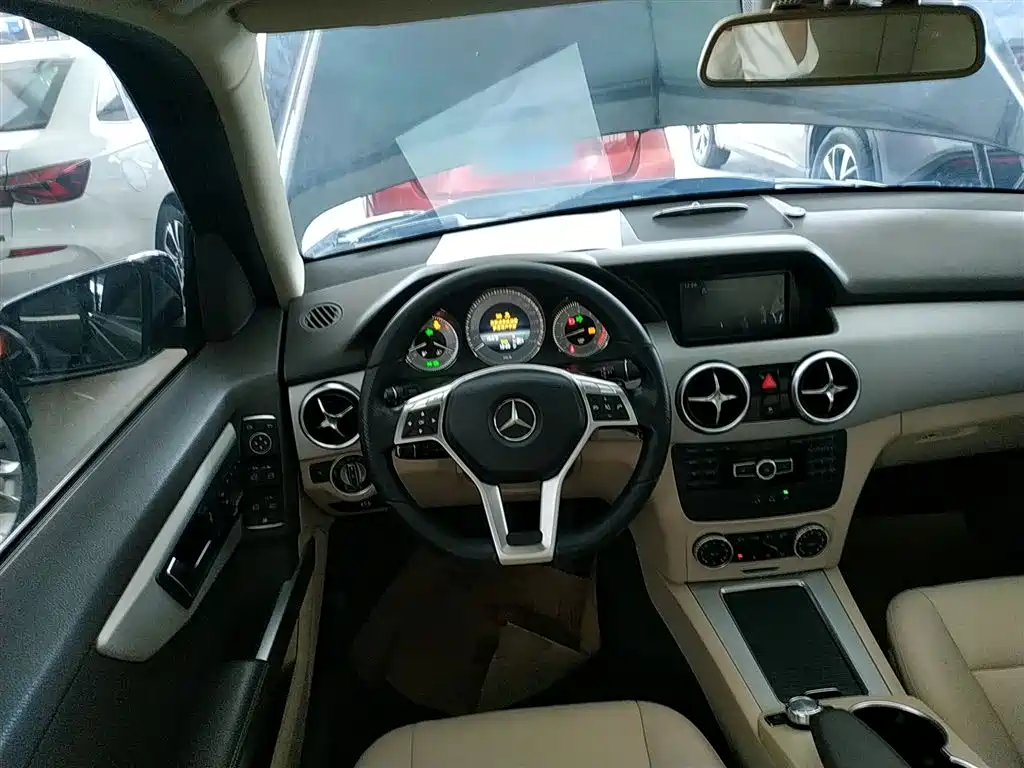 Mercedes-Benz GLK-Class 2015 GLK 260 4MATIC Dynamic Ultimate Edition фото 3