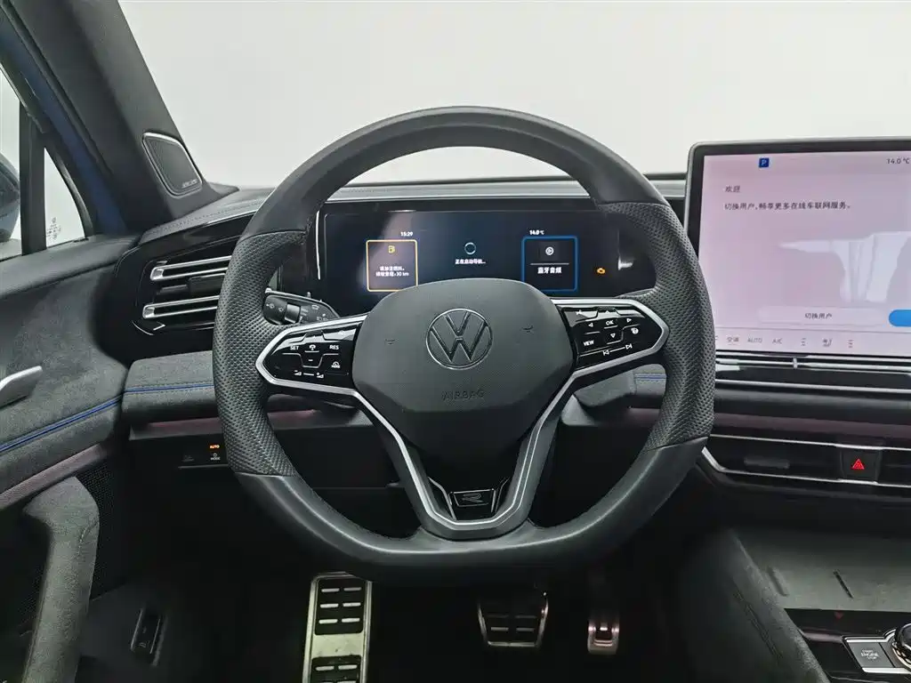 Volkswagen Tiguan L 2024 PRO 380TSI 4WD R-Line Premium Edition фото 11