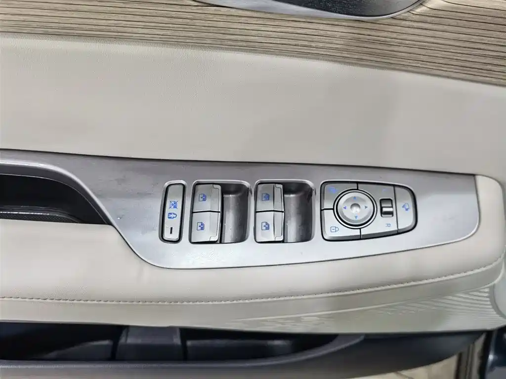 Hyundai Palisade 2021 3.5L Automatic 4WD GLS фото 9