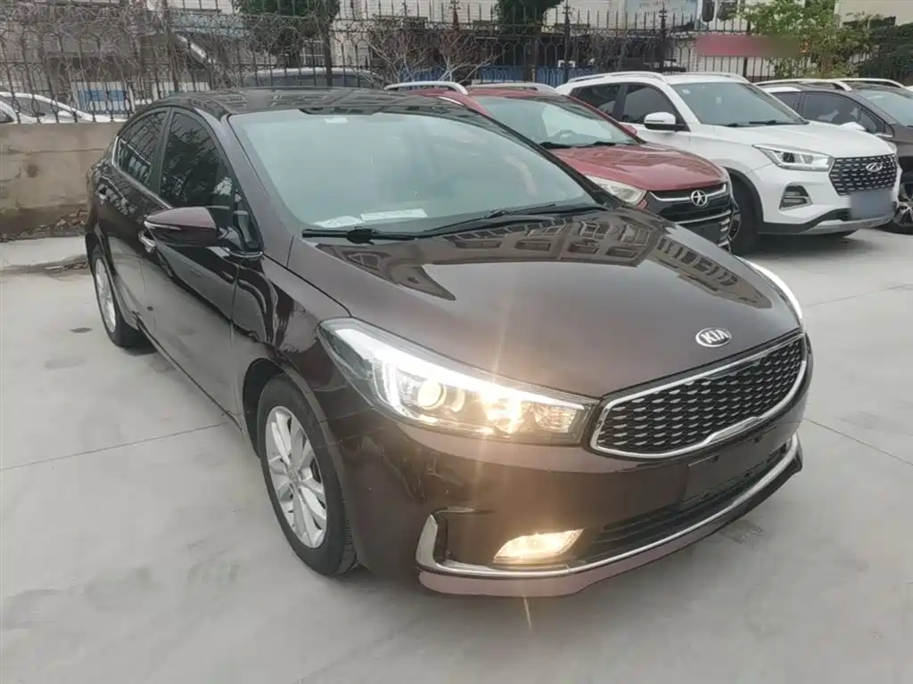 Kia K3 2016 1.6L Automatic GLS фото 4