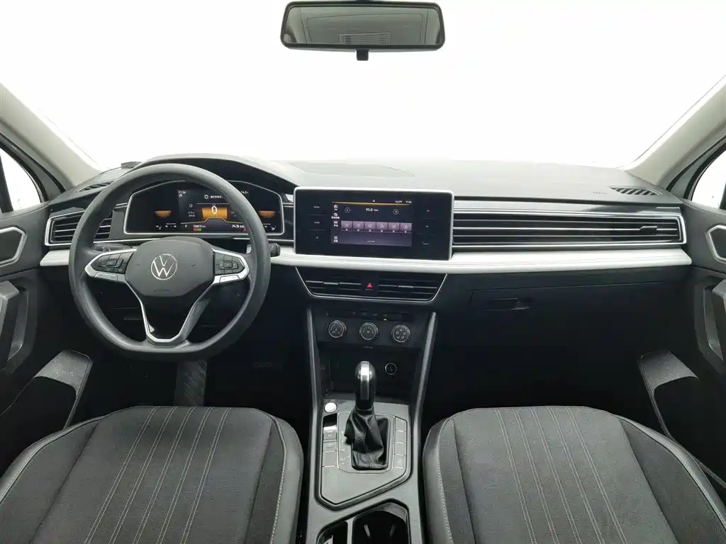 Volkswagen Tiguan L 2022 330TSI Automatic 2WD Comfort Edition фото 5