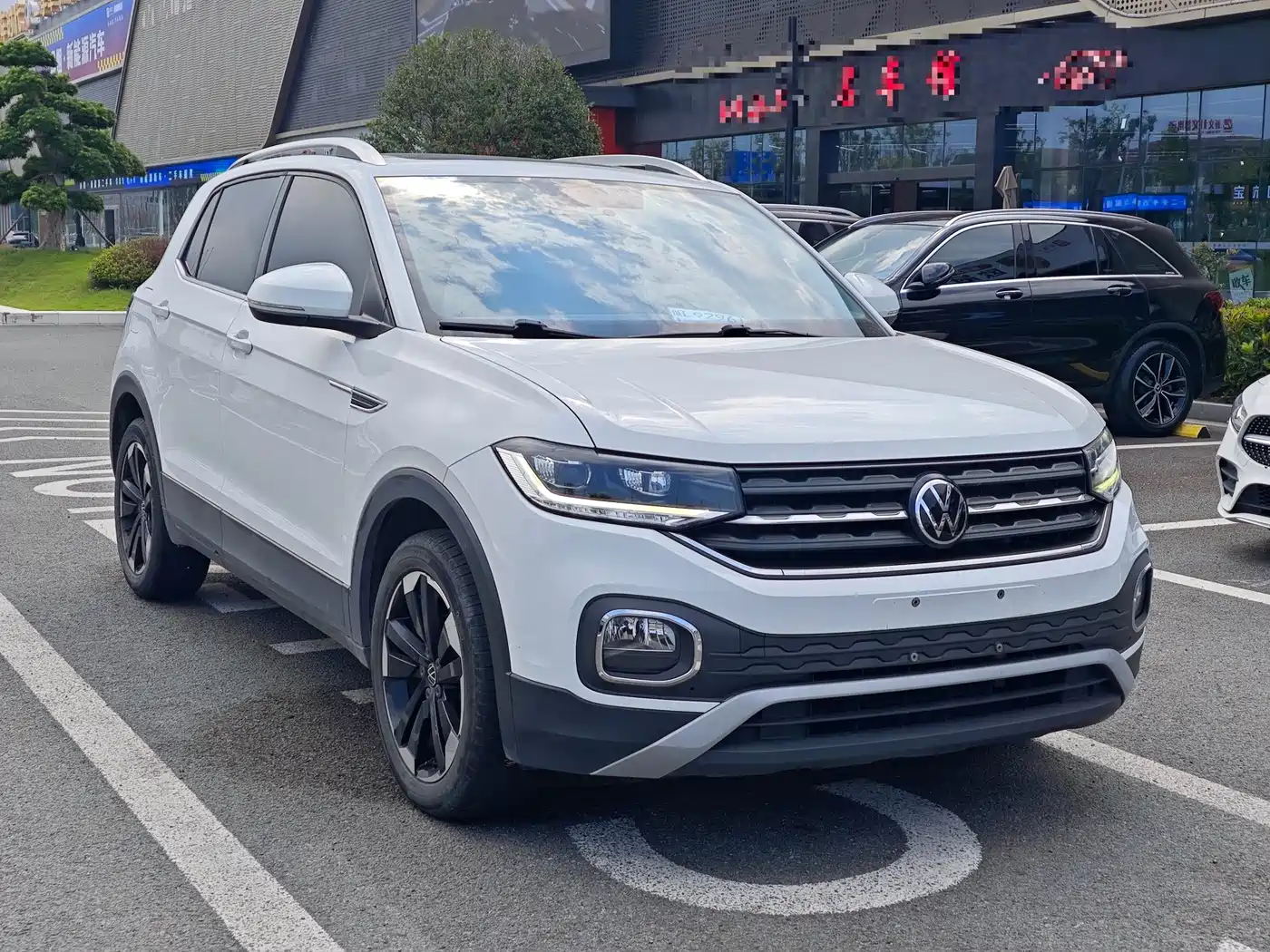 Volkswagen Tacqua 2020 2020 1.5L Automatic Joy Edition