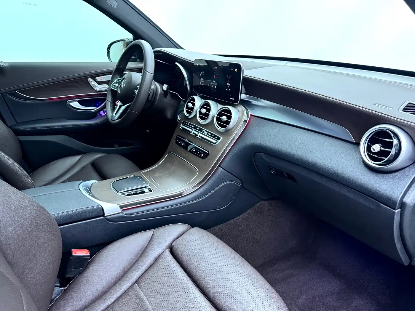 Mercedes-Benz GLC 2020 Facelift GLC 260 L 4MATIC Luxury фото 14