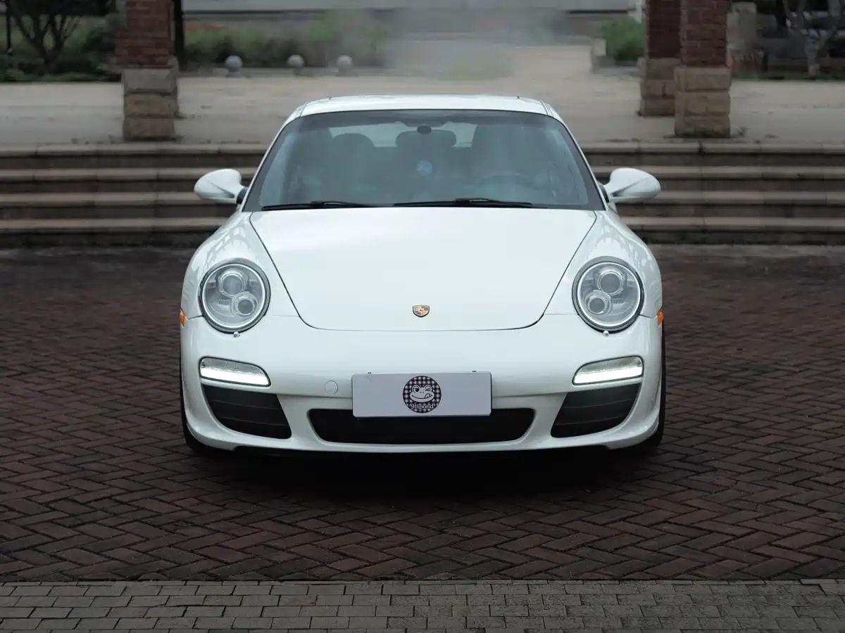 Porsche 911 2010 Carrera 4S 3.8L фото 11