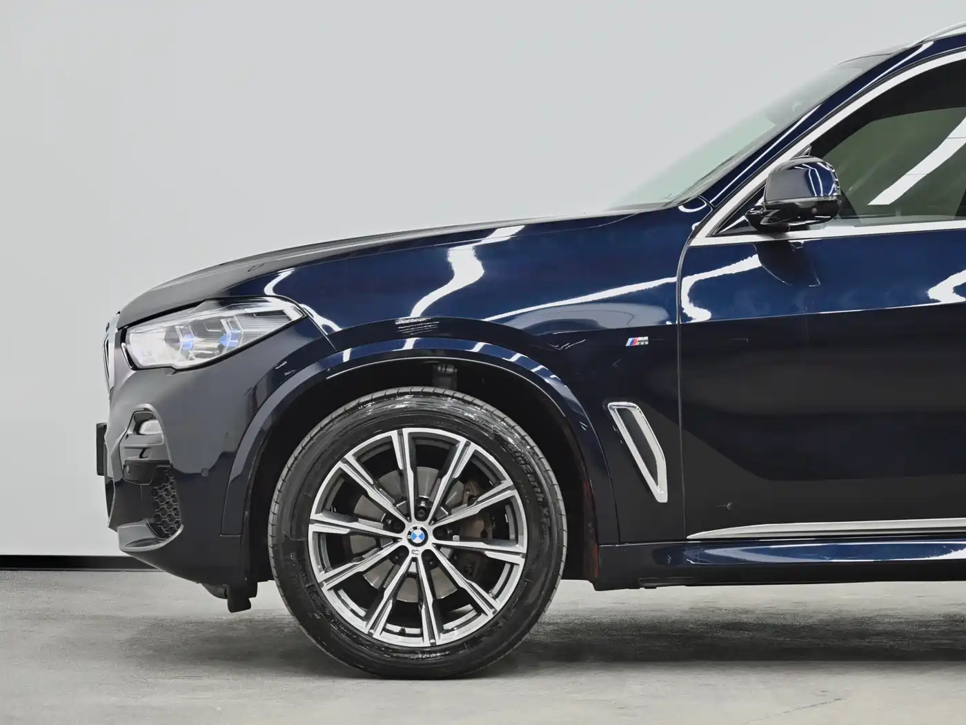 BMW X5 (Import) 2021 xDrive40i M Sport Package фото 25