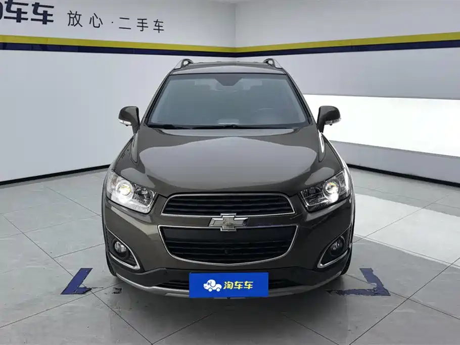 Chevrolet Captiva 2015 2.4L AWD Flagship 7-Seater фото 2