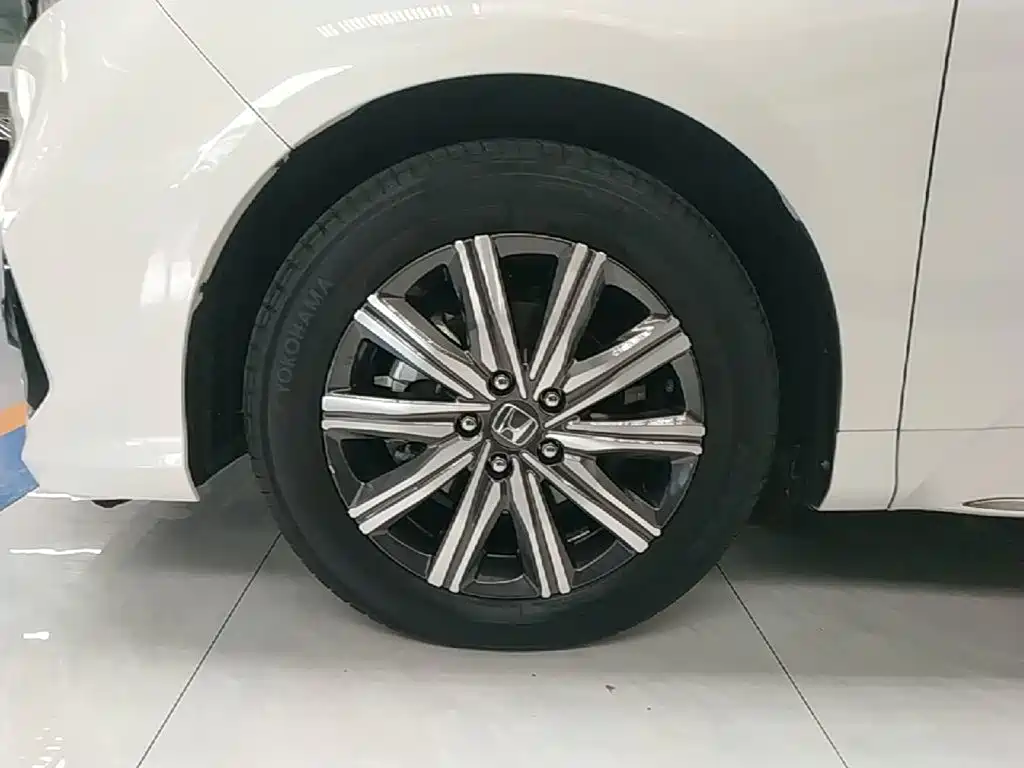 Фото 23 - Honda Odyssey
