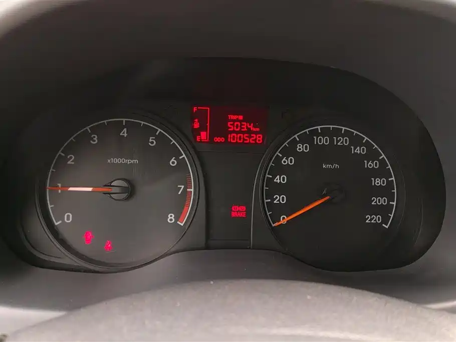 Hyundai Verna 2016 1.4L Manual Fashion GS фото 14