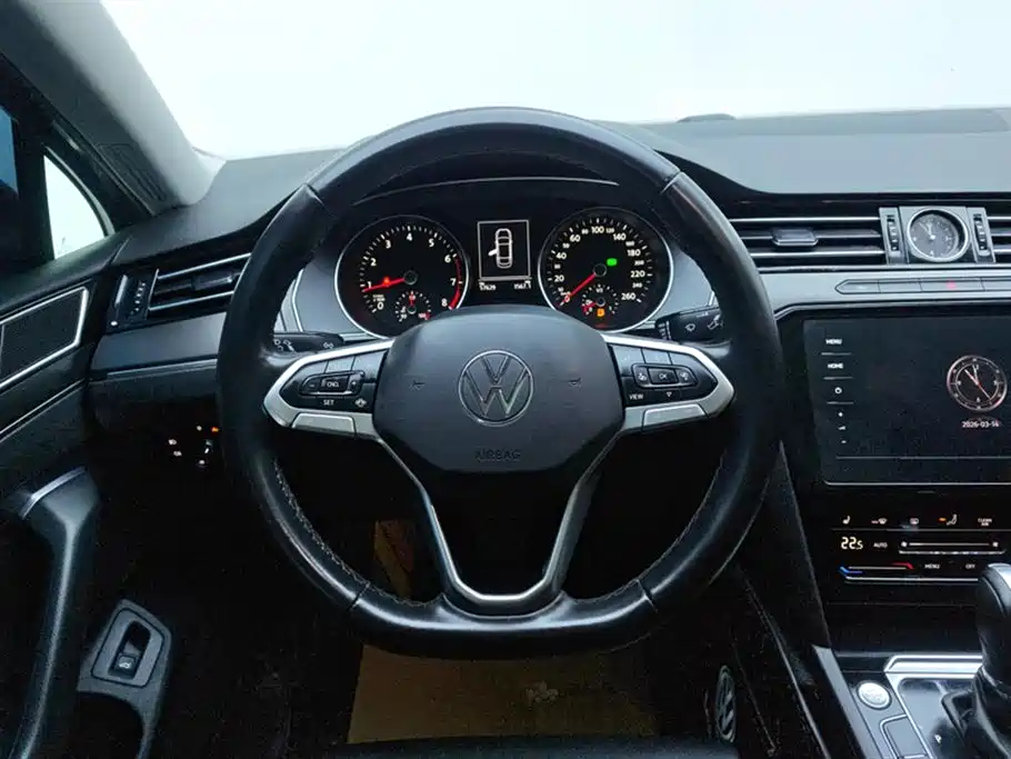 Volkswagen Magotan 2020 330TSI DSG Leading фото 15