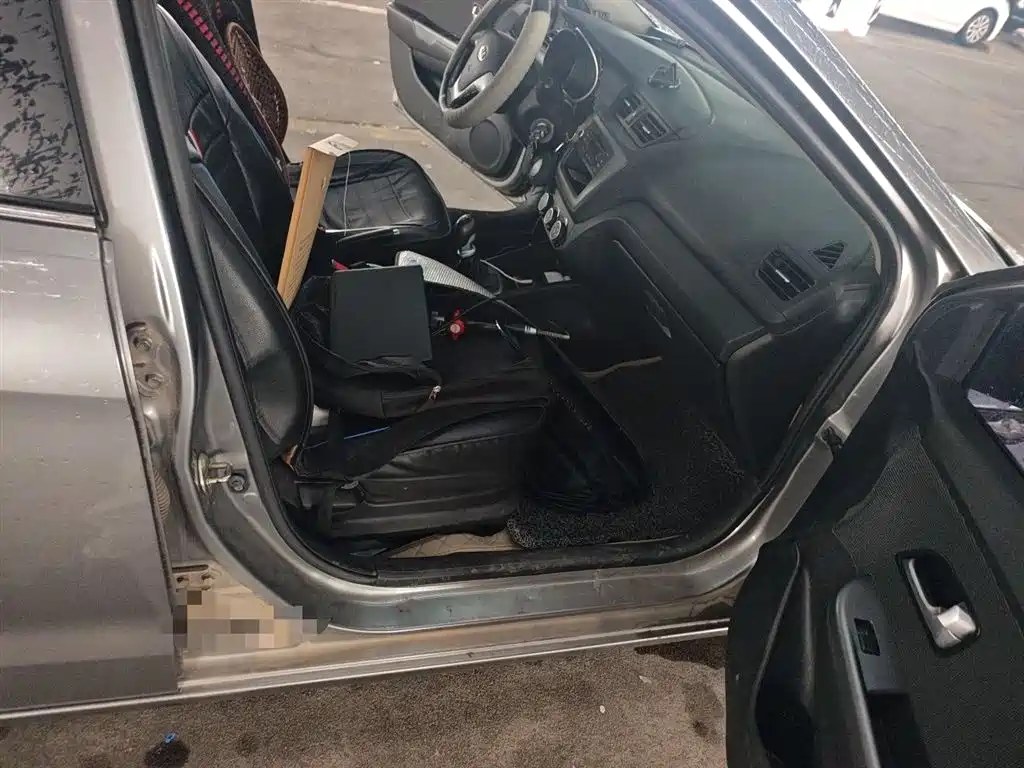 Kia K2 2015 Sedan 1.4L MT GLS фото 21