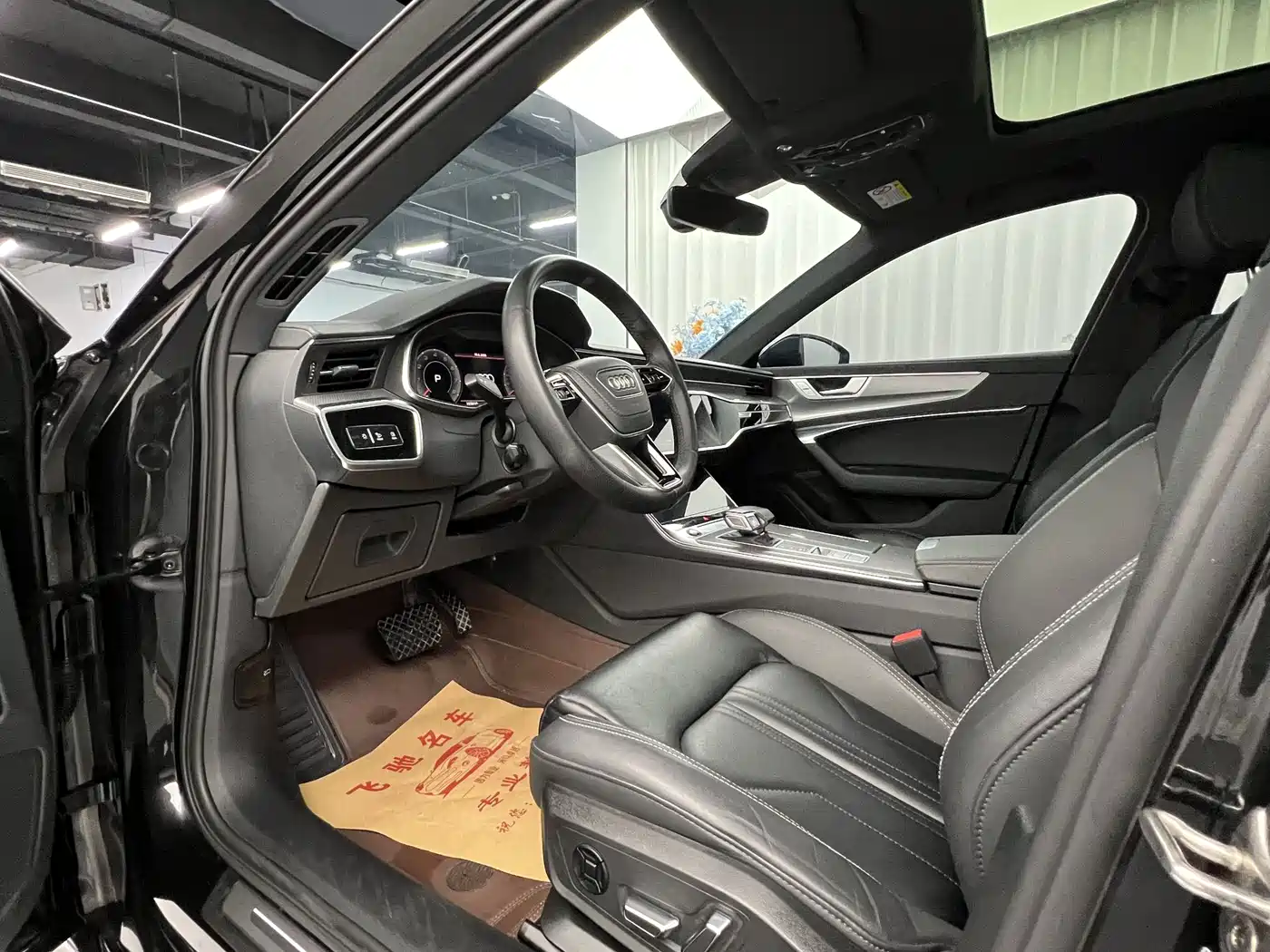 Фото 6 - Audi A6L