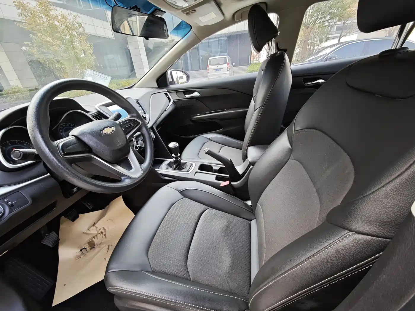 Chevrolet Cavalier 2019 320 Manual Joy Edition фото 10