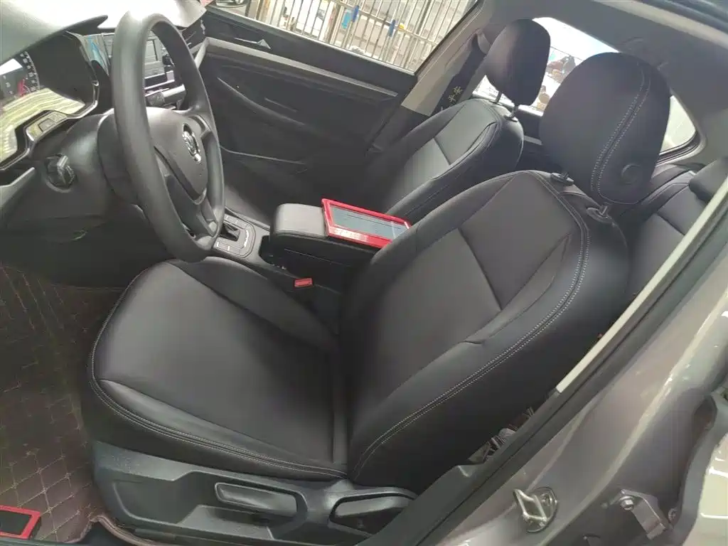Volkswagen Bora 2019 Facelift 1.5L Automatic Fashion China VI фото 15