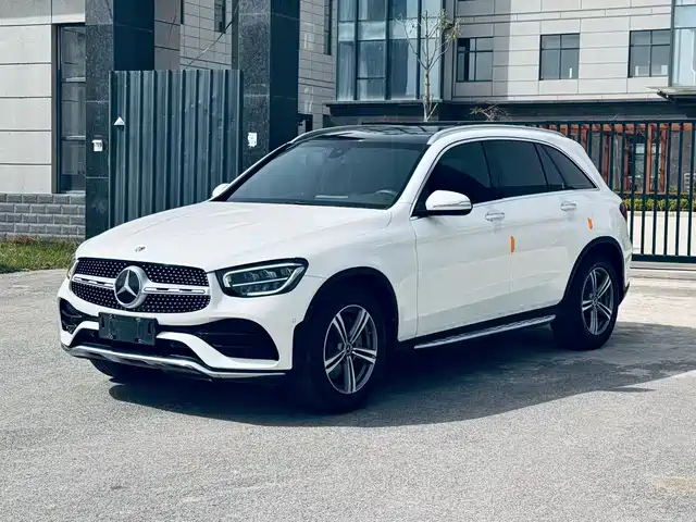 MERCEDES-BENZ GLC