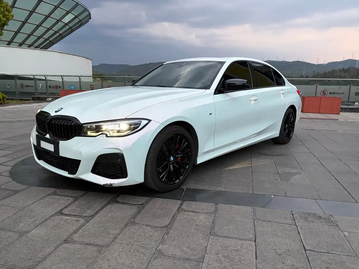 BMW 3 Series 2021 Facelift 325Li M Sport Shadow Edition
