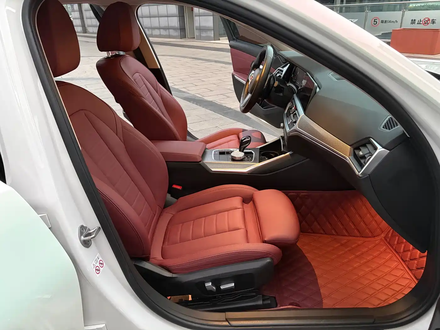 BMW 3 Series 2021 Facelift 325Li M Sport Shadow Edition фото 18
