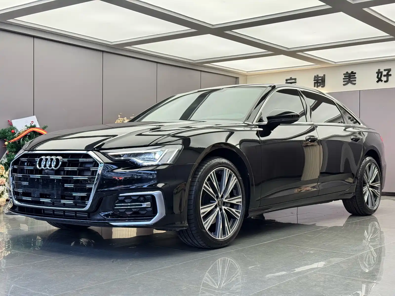 Photo 1 - Audi A6L
