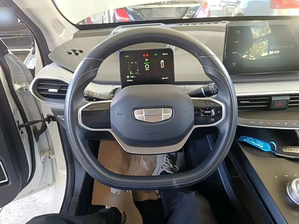 صورة 11 - Geely Geometry A