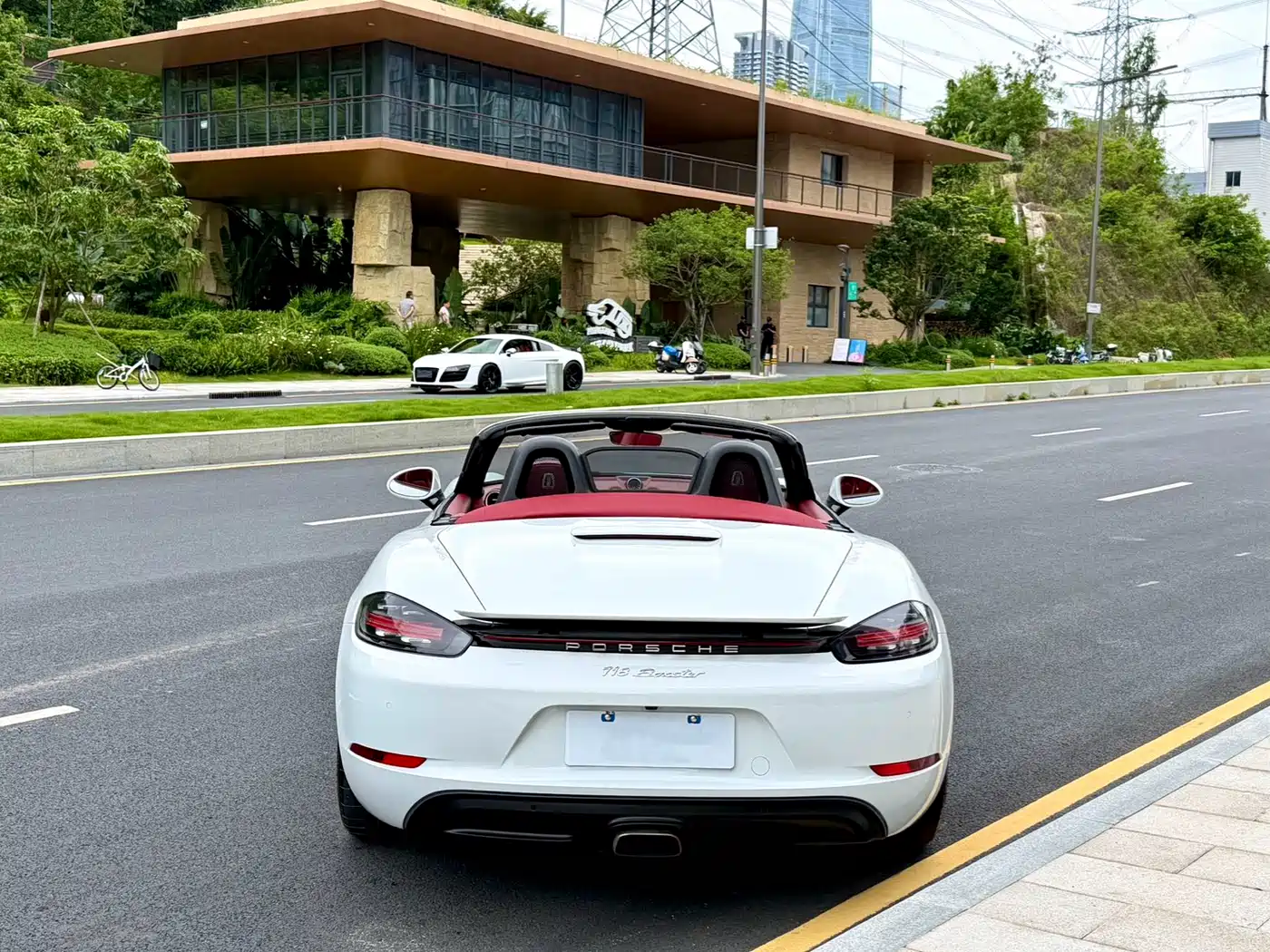 Porsche 718 2018 Boxster 2.0T фото 3