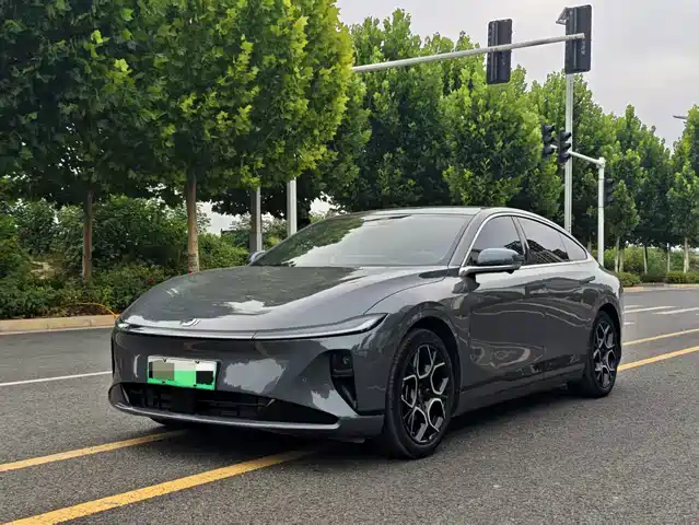  Changan Qiyuan Changan Qiyuan A07 2025 Blue Whale Pure Electric 525 Luxury