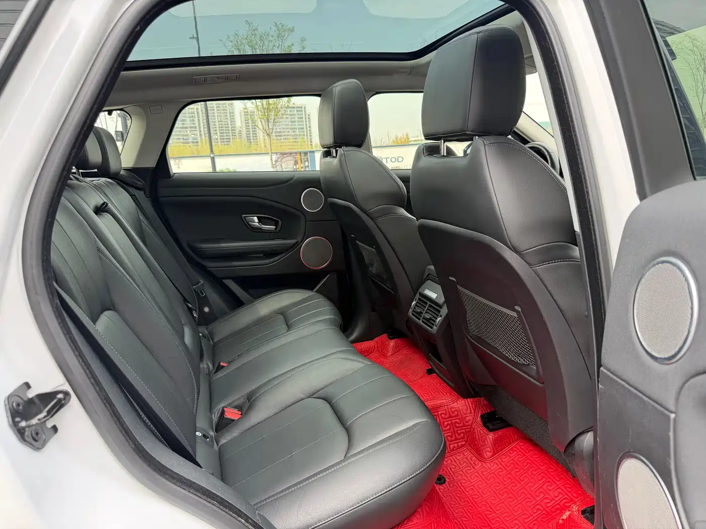 Land Rover Range Rover Evoque 2018 240PS SE Smart Edition фото 11