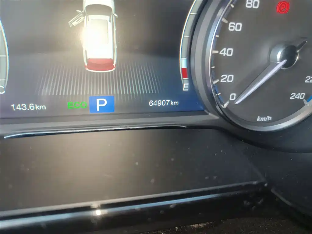 GAC Trumpchi Trumpchi GS8 2017 320T AWD Luxury Smart Connect (7-Seater) фото 5