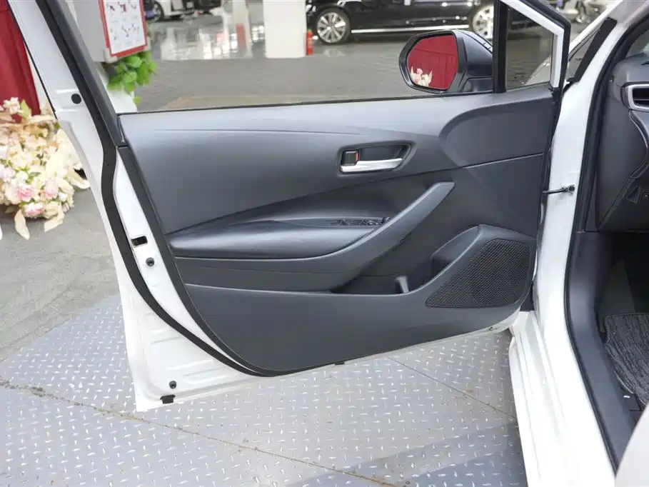 Toyota Levin 2023 Smart Hybrid 1.8L Leading Edition фото 9